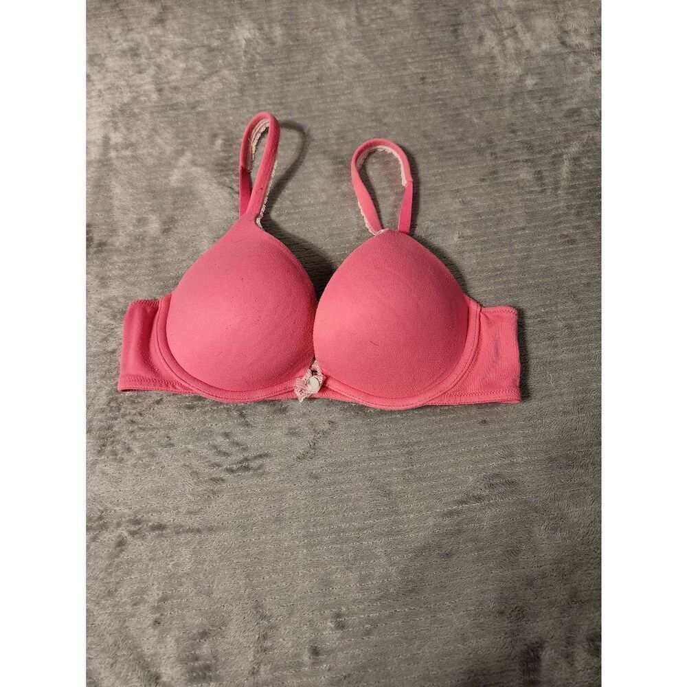 Victoria’s Secret Body by Victoria Push-up Bra Size 34B Pink